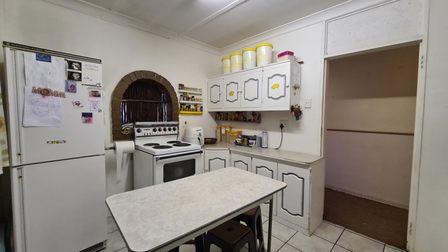 4 Bedroom Property for Sale in Naudeville Free State